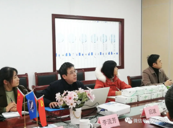 高新區(qū)管委會副主任呂波帶隊蒞臨深藍(lán)調(diào)研指導(dǎo)